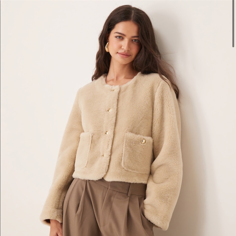 New With Tags ASOS DESIGN collarless bonded borg jacket in cream